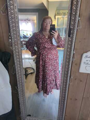 <p><strong>WHEN ORDERS TURN INTO STORIES</strong></p>