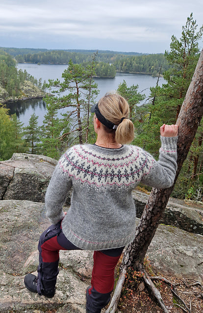 <p><strong>WHEN ORDERS TURN INTO STORIES</strong></p>