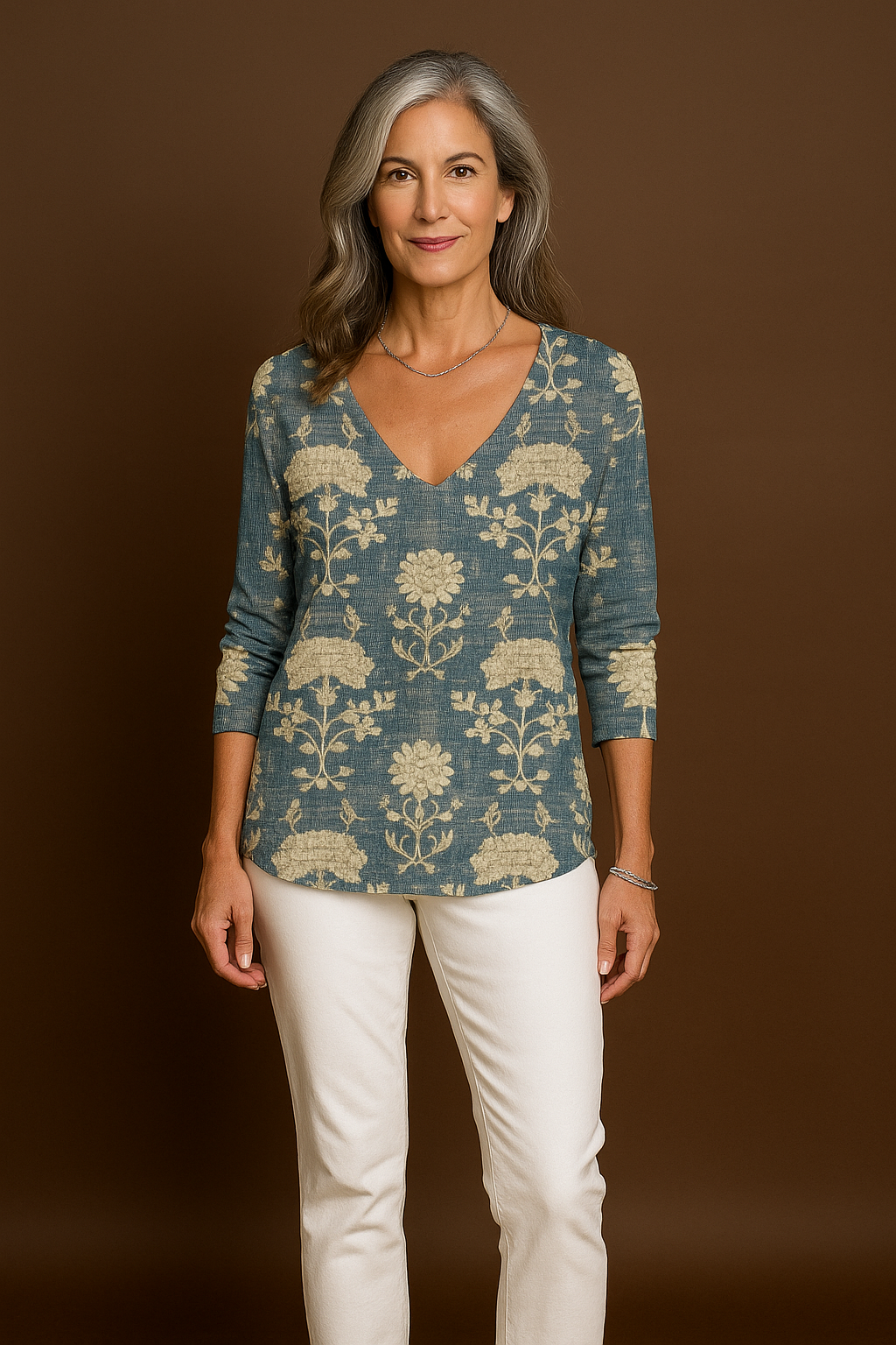 Joyce – Colorful V-Neck Top