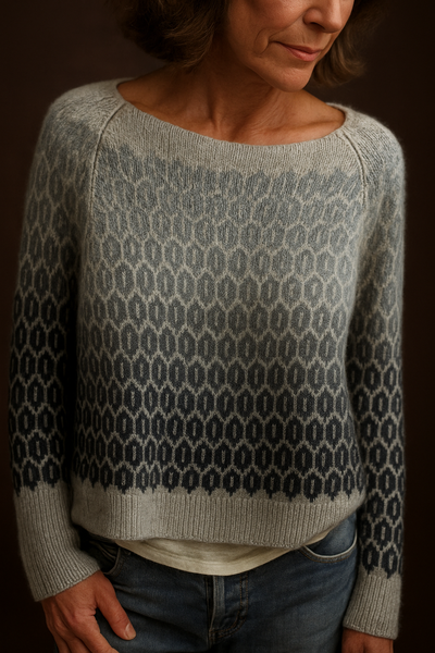 THE EVELORA | RETRO SWEATER