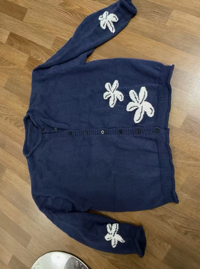 <p><strong>WHEN ORDERS TURN INTO STORIES</strong></p>