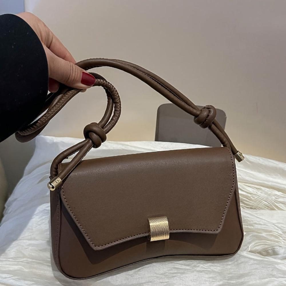 Daphne | Vintage Charm Shoulder Bag